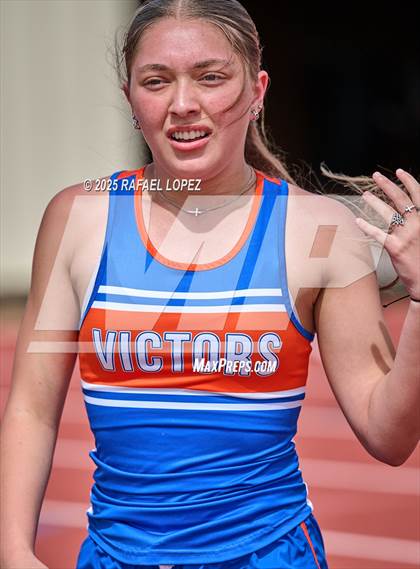 Thumbnail 3 in Rosehill Eagles Relays (100M) photogallery.