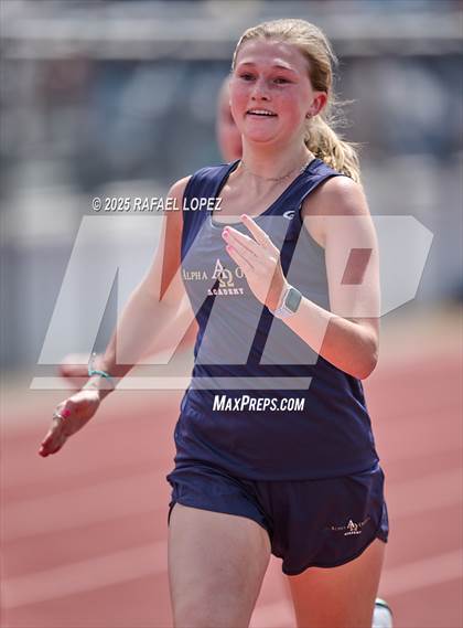 Thumbnail 2 in Rosehill Eagles Relays (100M) photogallery.