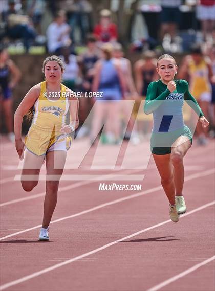 Thumbnail 2 in Rosehill Eagles Relays (100M) photogallery.