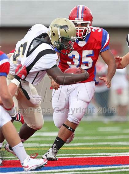 Thumbnail 1 in Rush-Henrietta @ Fairport photogallery.