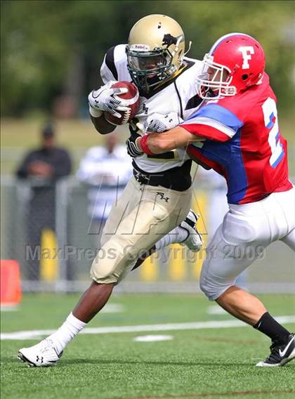 Thumbnail 1 in Rush-Henrietta @ Fairport photogallery.