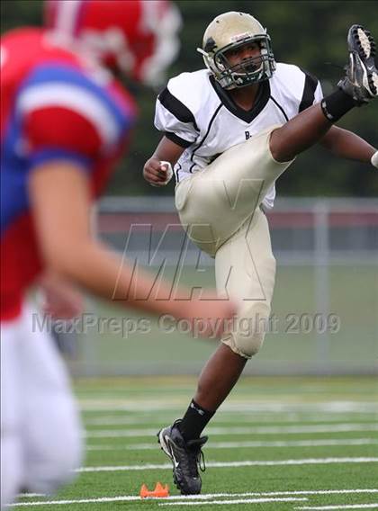 Thumbnail 1 in Rush-Henrietta @ Fairport photogallery.