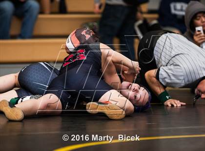 Thumbnail 1 in CIF SJS Girls District Wrestling Championships photogallery.