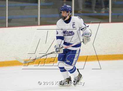 Thumbnail 3 in St. Joseph vs. Darien (CIAC D1 Quarterfinal) photogallery.