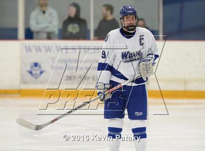 Thumbnail 1 in St. Joseph vs. Darien (CIAC D1 Quarterfinal) photogallery.