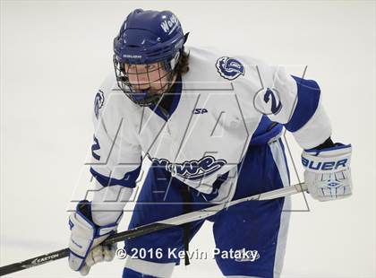 Thumbnail 2 in St. Joseph vs. Darien (CIAC D1 Quarterfinal) photogallery.