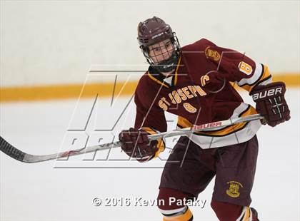 Thumbnail 2 in St. Joseph vs. Darien (CIAC D1 Quarterfinal) photogallery.