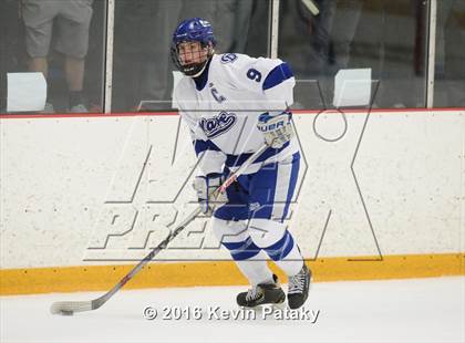 Thumbnail 2 in St. Joseph vs. Darien (CIAC D1 Quarterfinal) photogallery.