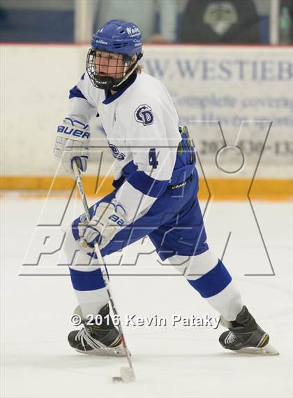 Thumbnail 3 in St. Joseph vs. Darien (CIAC D1 Quarterfinal) photogallery.