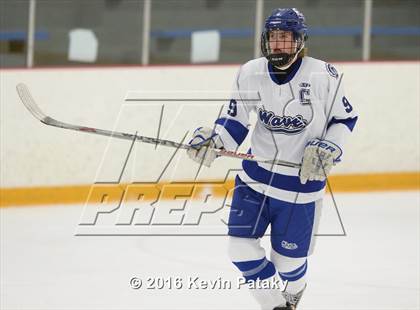 Thumbnail 1 in St. Joseph vs. Darien (CIAC D1 Quarterfinal) photogallery.