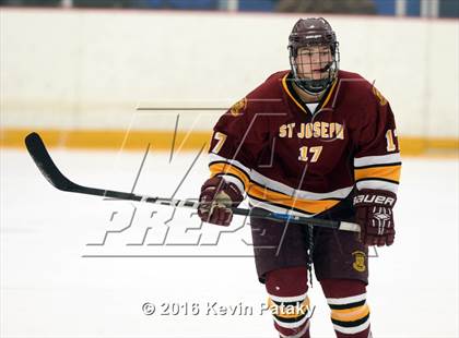 Thumbnail 2 in St. Joseph vs. Darien (CIAC D1 Quarterfinal) photogallery.