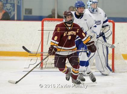 Thumbnail 3 in St. Joseph vs. Darien (CIAC D1 Quarterfinal) photogallery.