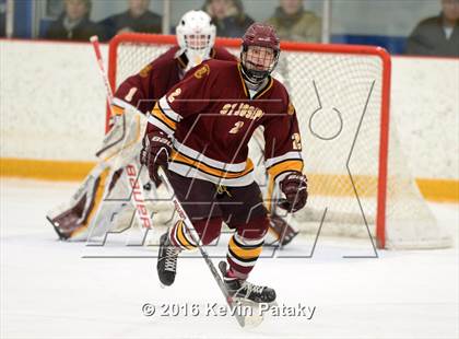 Thumbnail 3 in St. Joseph vs. Darien (CIAC D1 Quarterfinal) photogallery.