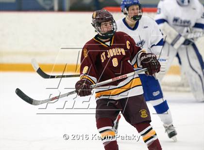 Thumbnail 1 in St. Joseph vs. Darien (CIAC D1 Quarterfinal) photogallery.