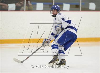 Thumbnail 3 in St. Joseph vs. Darien (CIAC D1 Quarterfinal) photogallery.