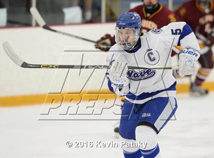 Thumbnail 2 in St. Joseph vs. Darien (CIAC D1 Quarterfinal) photogallery.