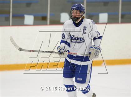 Thumbnail 2 in St. Joseph vs. Darien (CIAC D1 Quarterfinal) photogallery.