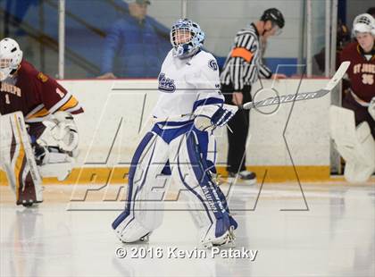 Thumbnail 2 in St. Joseph vs. Darien (CIAC D1 Quarterfinal) photogallery.