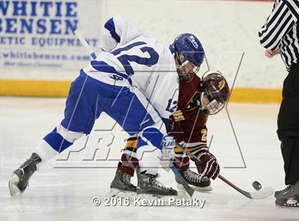 Thumbnail 3 in St. Joseph vs. Darien (CIAC D1 Quarterfinal) photogallery.