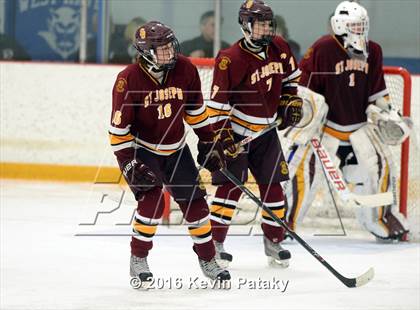 Thumbnail 3 in St. Joseph vs. Darien (CIAC D1 Quarterfinal) photogallery.