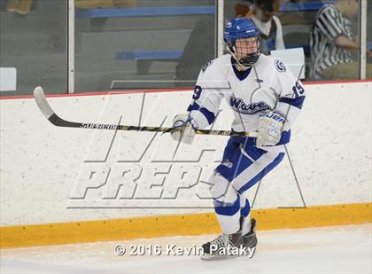 Thumbnail 2 in St. Joseph vs. Darien (CIAC D1 Quarterfinal) photogallery.