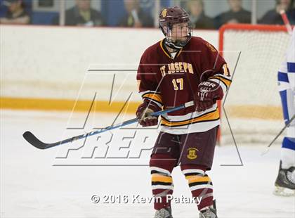 Thumbnail 2 in St. Joseph vs. Darien (CIAC D1 Quarterfinal) photogallery.