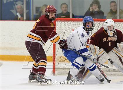 Thumbnail 3 in St. Joseph vs. Darien (CIAC D1 Quarterfinal) photogallery.