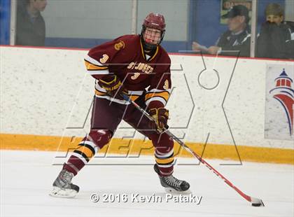 Thumbnail 3 in St. Joseph vs. Darien (CIAC D1 Quarterfinal) photogallery.