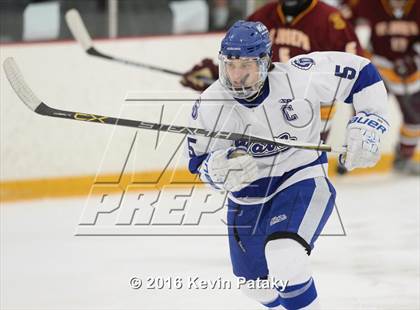 Thumbnail 3 in St. Joseph vs. Darien (CIAC D1 Quarterfinal) photogallery.
