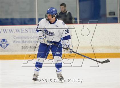 Thumbnail 3 in St. Joseph vs. Darien (CIAC D1 Quarterfinal) photogallery.