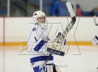 Thumbnail 2 in St. Joseph vs. Darien (CIAC D1 Quarterfinal) photogallery.