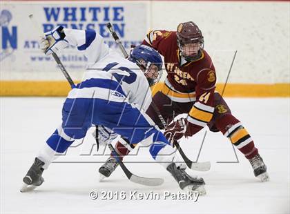 Thumbnail 3 in St. Joseph vs. Darien (CIAC D1 Quarterfinal) photogallery.