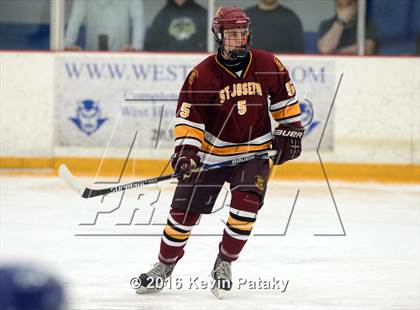 Thumbnail 3 in St. Joseph vs. Darien (CIAC D1 Quarterfinal) photogallery.