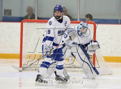 Thumbnail 1 in St. Joseph vs. Darien (CIAC D1 Quarterfinal) photogallery.