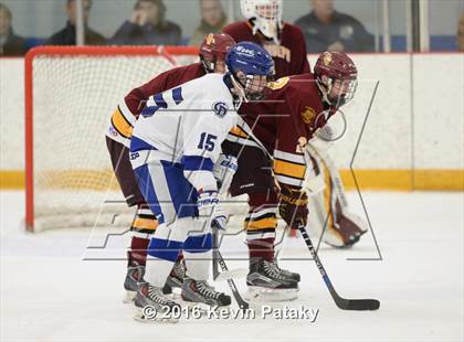 Thumbnail 2 in St. Joseph vs. Darien (CIAC D1 Quarterfinal) photogallery.