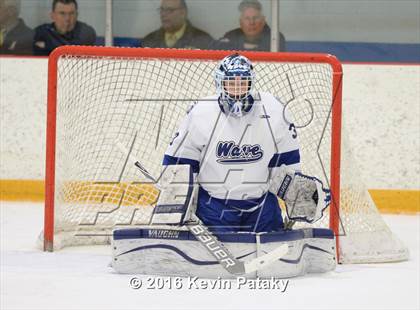 Thumbnail 1 in St. Joseph vs. Darien (CIAC D1 Quarterfinal) photogallery.