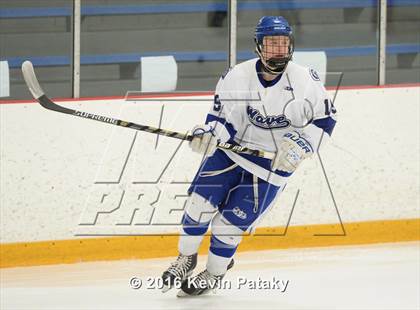 Thumbnail 3 in St. Joseph vs. Darien (CIAC D1 Quarterfinal) photogallery.