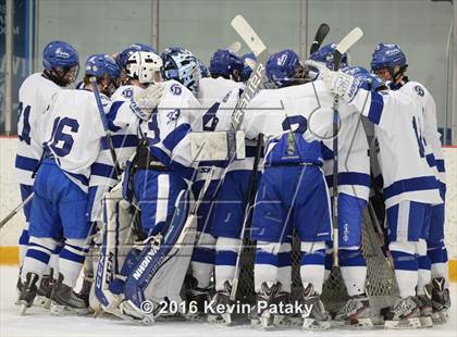 Thumbnail 1 in St. Joseph vs. Darien (CIAC D1 Quarterfinal) photogallery.