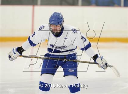 Thumbnail 1 in St. Joseph vs. Darien (CIAC D1 Quarterfinal) photogallery.