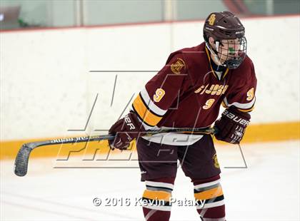 Thumbnail 2 in St. Joseph vs. Darien (CIAC D1 Quarterfinal) photogallery.
