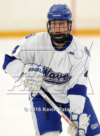 Thumbnail 1 in St. Joseph vs. Darien (CIAC D1 Quarterfinal) photogallery.