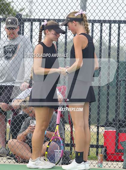 Thumbnail 2 in UIL 3A Girls Tennis Finals photogallery.