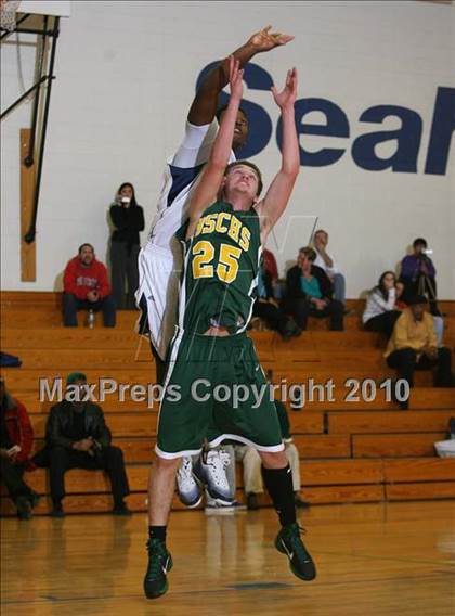 Thumbnail 3 in Christchurch School vs. Bishop Sullivan Catholic photogallery.