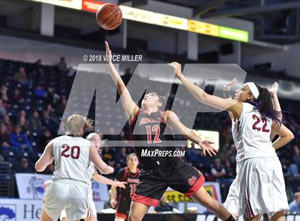 Thumbnail 3 in Kentlake vs. Sunnyside photogallery.
