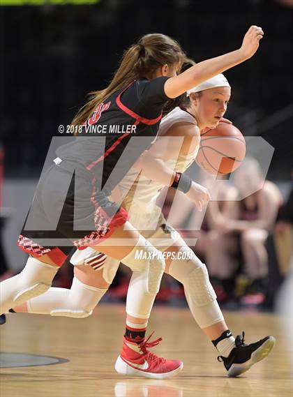 Thumbnail 2 in Kentlake vs. Sunnyside photogallery.