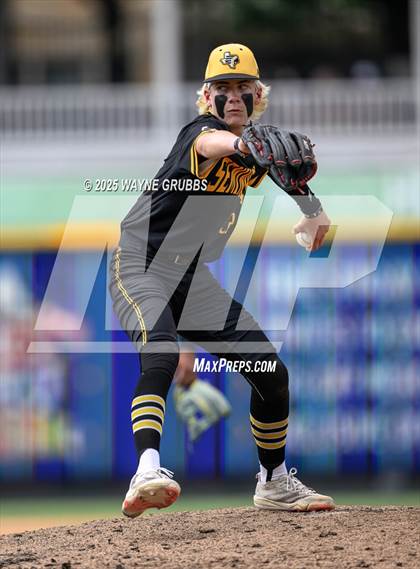 Thumbnail 3 in Seminole vs. Pleasant Grove (UIL Baseball 4A D1 Semifinal Game 1) photogallery.