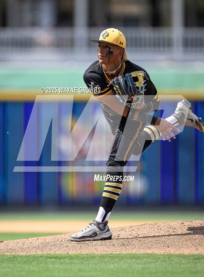 Thumbnail 2 in Seminole vs. Pleasant Grove (UIL Baseball 4A D1 Semifinal Game 1) photogallery.