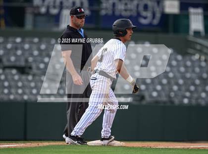 Thumbnail 3 in Seminole vs. Pleasant Grove (UIL Baseball 4A D1 Semifinal Game 1) photogallery.