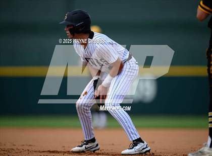 Thumbnail 3 in Seminole vs. Pleasant Grove (UIL Baseball 4A D1 Semifinal Game 1) photogallery.