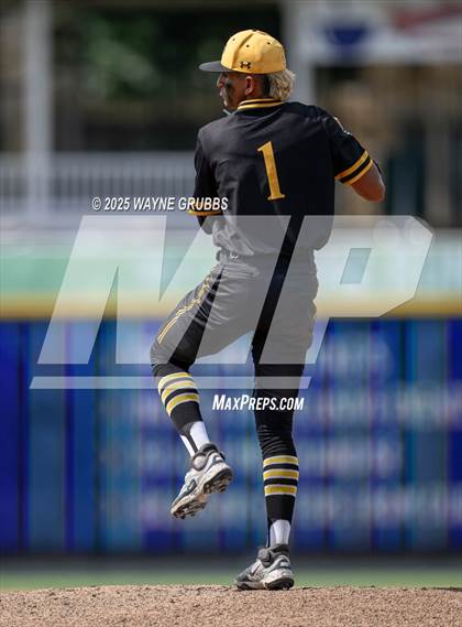 Thumbnail 2 in Seminole vs. Pleasant Grove (UIL Baseball 4A D1 Semifinal Game 1) photogallery.